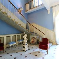 Замок в пригороде во Франции, Тулуза-ле-Шато, 1200 кв.м.