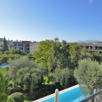 Elite real estate at the spa resort, at the seaside in France, Cannes, 295 sq.m.