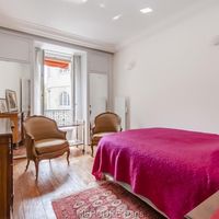 Flat in France, Paris, 88 sq.m.