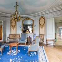 Flat in France, Paris, 183 sq.m.