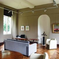 Castle in the village in Guyane, 855 sq.m.