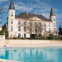 Castle in France, New Aquitaine, 1800 sq.m.