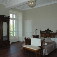 Castle in the forest in Guyane, 1000 sq.m.