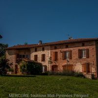 Elite real estate in the village in Guyane, 519 sq.m.