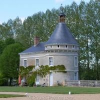Castle in the suburbs in France, Pays de la Loire, 1140 sq.m.