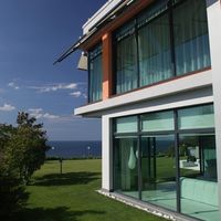 Villa in the big city, at the seaside in Bulgaria, Varna region, 860 sq.m.