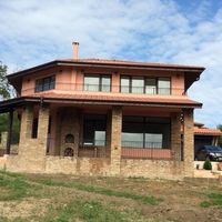 House in the village, by the lake in Bulgaria, 228 sq.m.