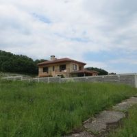 Дом в деревне в Болгарии, 200 кв.м.