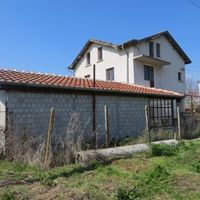 Дом в деревне в Болгарии, 291 кв.м.