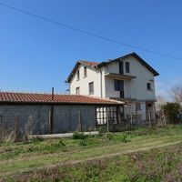 Дом в деревне в Болгарии, 291 кв.м.