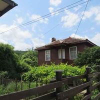 Дом в деревне в Болгарии, 130 кв.м.