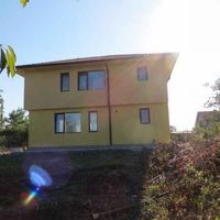 Дом в деревне в Болгарии, 185 кв.м.