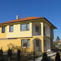 Дом в деревне в Болгарии, 185 кв.м.