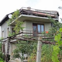 Дом в деревне в Болгарии, 230 кв.м.