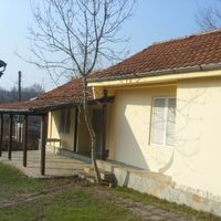 Дом в деревне в Болгарии, 75 кв.м.