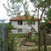 Дом в деревне в Болгарии, 180 кв.м.