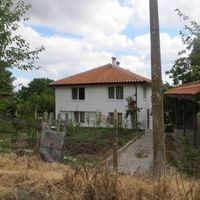 Дом в деревне в Болгарии, 180 кв.м.