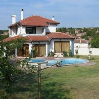 Дом в деревне в Болгарии, 300 кв.м.
