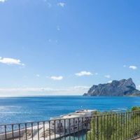 Villa in Spain, Comunitat Valenciana, Benissa, 1000 sq.m.