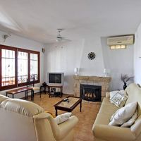 Villa in Spain, Comunitat Valenciana, Calp, 217 sq.m.