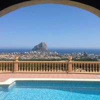 Villa in Spain, Comunitat Valenciana, Calp, 370 sq.m.