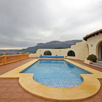 Villa in Spain, Comunitat Valenciana, Calp, 370 sq.m.