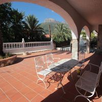 Villa in Spain, Comunitat Valenciana, Calp, 430 sq.m.