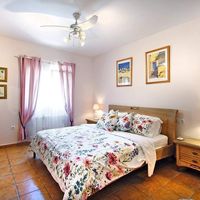 Villa in Spain, Comunitat Valenciana, Calp, 250 sq.m.