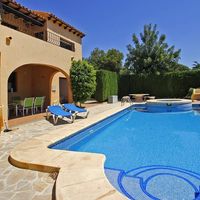 Villa in Spain, Comunitat Valenciana, Calp, 380 sq.m.