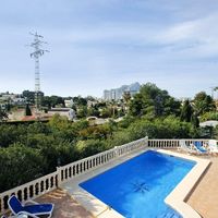 Villa in Spain, Comunitat Valenciana, Calp, 210 sq.m.