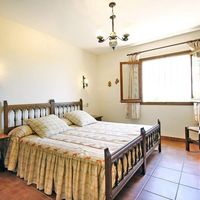 Villa in Spain, Comunitat Valenciana, Calp, 190 sq.m.