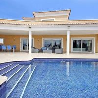 Villa in Spain, Comunitat Valenciana, Calp, 400 sq.m.