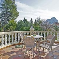 Villa in Spain, Comunitat Valenciana, Calp, 450 sq.m.