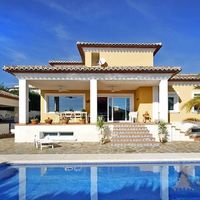 Villa in Spain, Comunitat Valenciana, Calp, 480 sq.m.