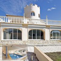 Вилла в Испании, Валенсия, Кальп, 360 кв.м.