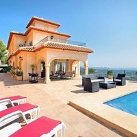Villa in Spain, Comunitat Valenciana, Calp, 280 sq.m.