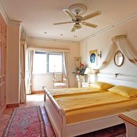 Villa in Spain, Comunitat Valenciana, Calp, 253 sq.m.