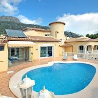 Villa in Spain, Comunitat Valenciana, Calp, 250 sq.m.