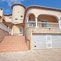 Villa in Spain, Comunitat Valenciana, Calp, 250 sq.m.