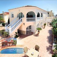 Villa in Spain, Comunitat Valenciana, Calp, 235 sq.m.