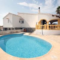 Villa in Spain, Comunitat Valenciana, Calp, 170 sq.m.