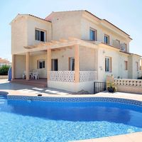 Villa in Spain, Comunitat Valenciana, Calp, 260 sq.m.