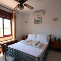 Villa in Spain, Comunitat Valenciana, Calp, 184 sq.m.