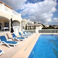 Villa in Spain, Comunitat Valenciana, Calp, 254 sq.m.