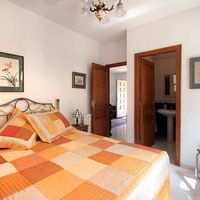 Villa in Spain, Comunitat Valenciana, Calp, 205 sq.m.