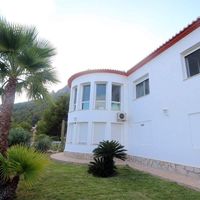 Villa in Spain, Comunitat Valenciana, Calp, 450 sq.m.