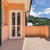Flat in the mountains, at the seaside in Italy, Bordighera, 56 sq.m.
