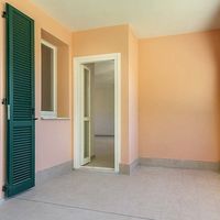 Flat in the mountains, at the seaside in Italy, Bordighera, 56 sq.m.