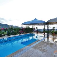 Вилла на спа-курорте, в пригороде, у моря в Турции, Аланья, 400 кв.м.