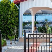 Вилла на спа-курорте, в пригороде, у моря в Турции, Аланья, 400 кв.м.